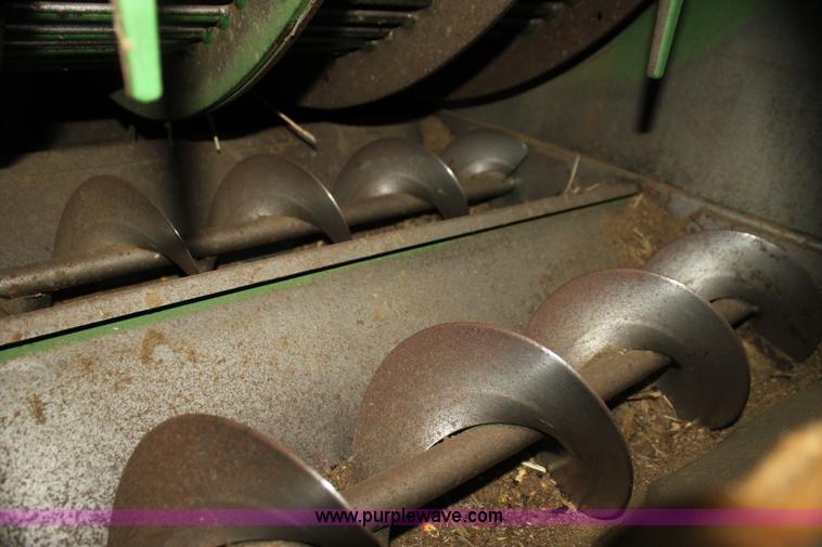 image for item H7446 2009 John Deere 9770 STS RWA combine