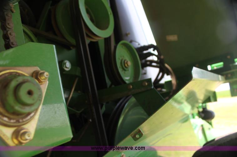 image for item H7446 2009 John Deere 9770 STS RWA combine