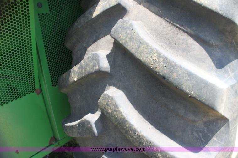 image for item H7446 2009 John Deere 9770 STS RWA combine
