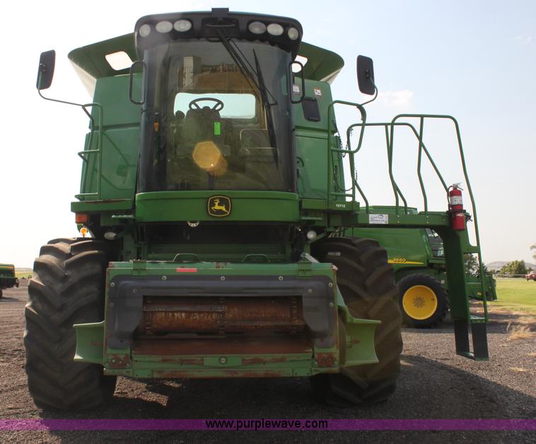 image for item H7447 2009 John Deere 9770 STS RWA combine