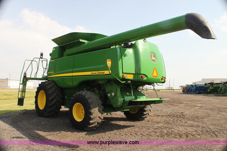 image for item H7447 2009 John Deere 9770 STS RWA combine