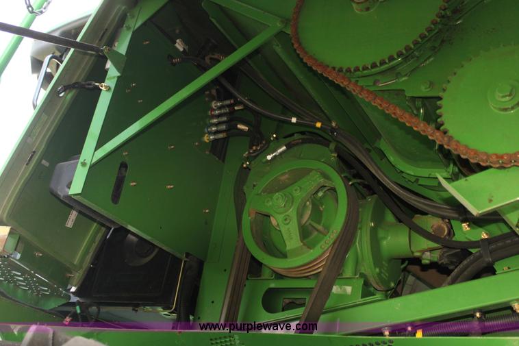 image for item H7447 2009 John Deere 9770 STS RWA combine