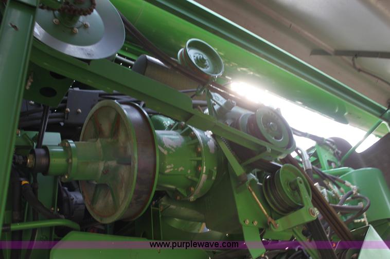 image for item H7447 2009 John Deere 9770 STS RWA combine