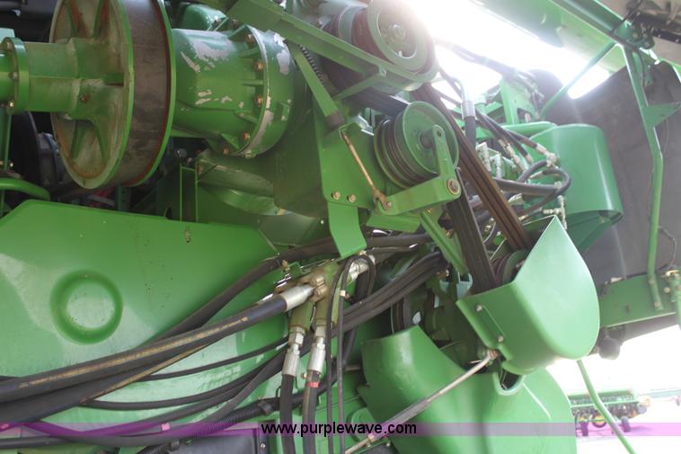 image for item H7447 2009 John Deere 9770 STS RWA combine
