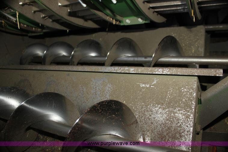 image for item H7447 2009 John Deere 9770 STS RWA combine