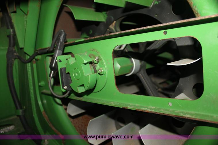 image for item H7447 2009 John Deere 9770 STS RWA combine