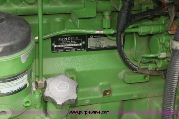image for item H7447 2009 John Deere 9770 STS RWA combine