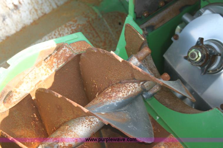 image for item H7447 2009 John Deere 9770 STS RWA combine