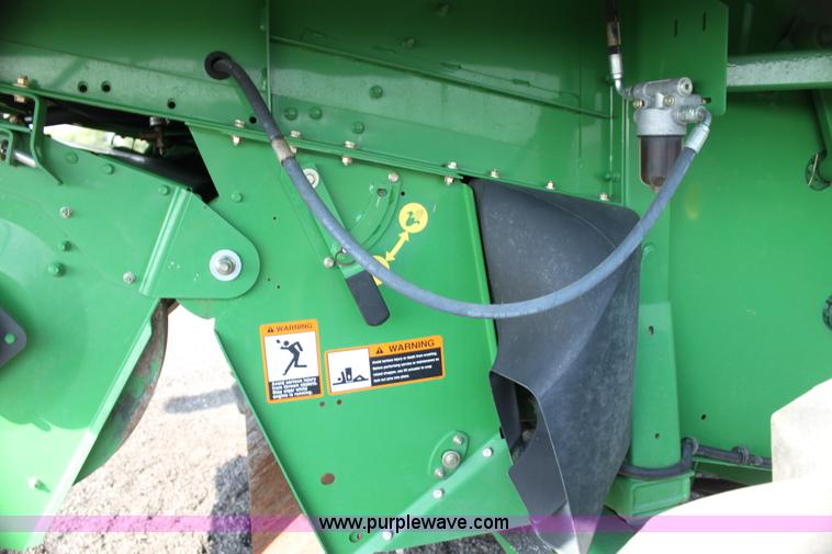 image for item H7447 2009 John Deere 9770 STS RWA combine