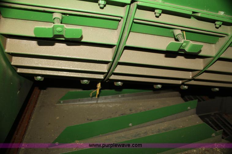 image for item H7447 2009 John Deere 9770 STS RWA combine