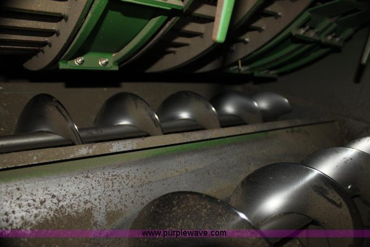 image for item H7447 2009 John Deere 9770 STS RWA combine