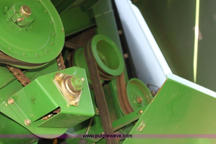 image for item H7447 2009 John Deere 9770 STS RWA combine