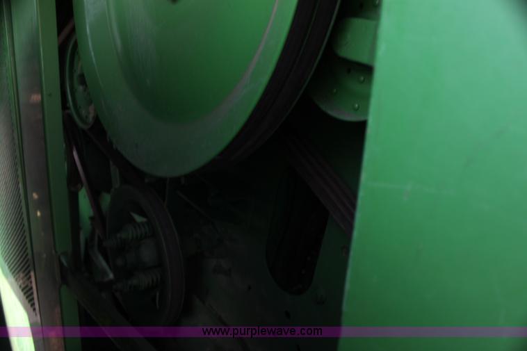 image for item H7447 2009 John Deere 9770 STS RWA combine