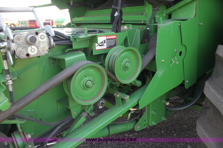 image for item H7447 2009 John Deere 9770 STS RWA combine