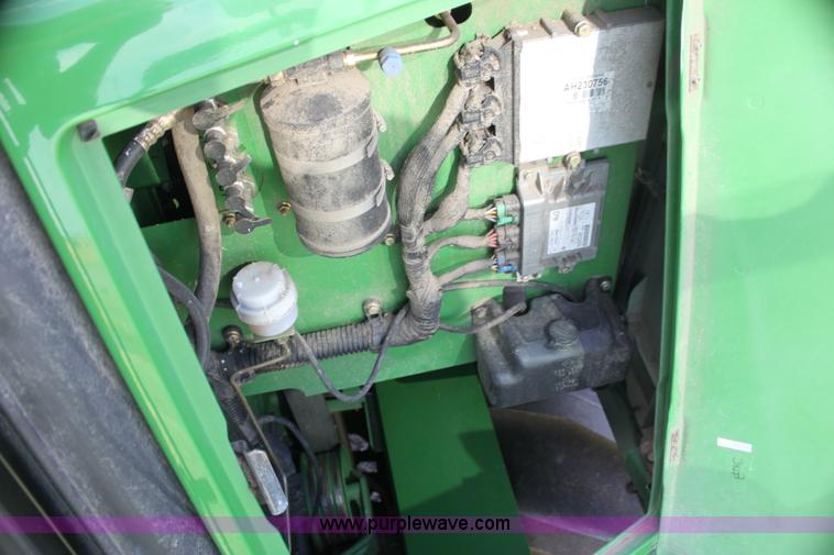 image for item H7447 2009 John Deere 9770 STS RWA combine