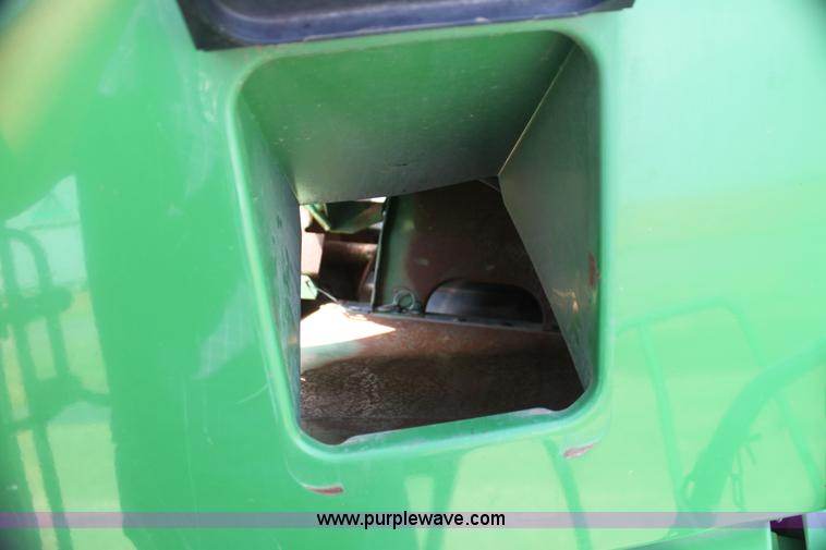 image for item H7447 2009 John Deere 9770 STS RWA combine