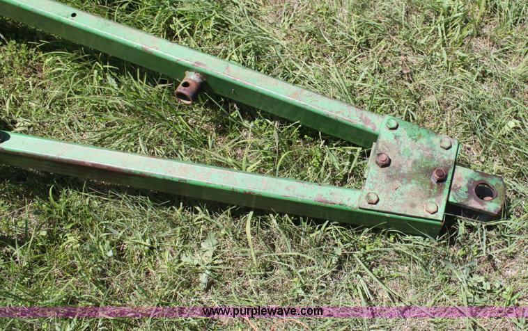 image for item H7462 John Deere 235 disk