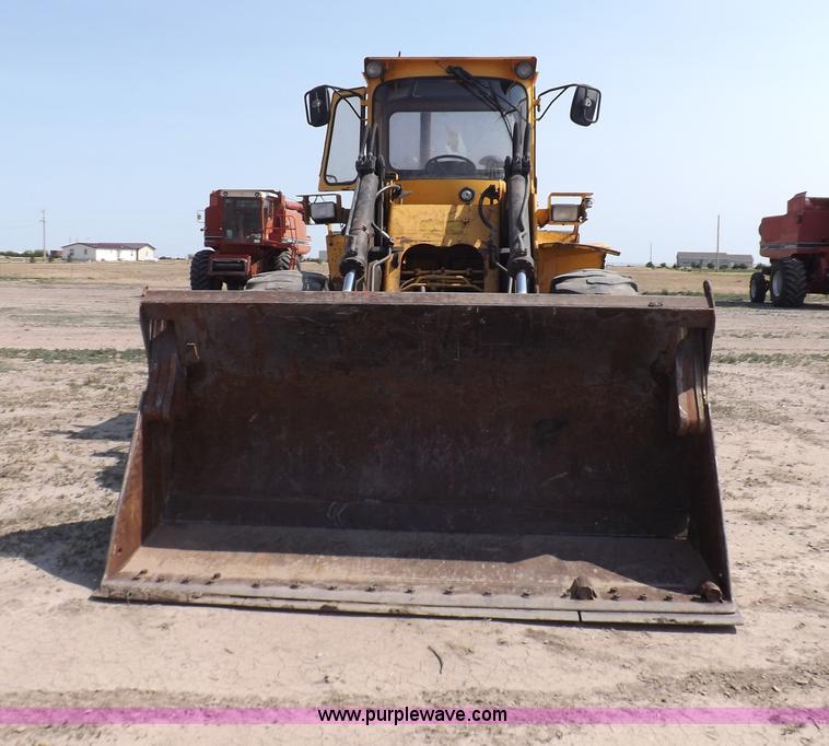 image for item I7747 Michigan L90 wheel loader