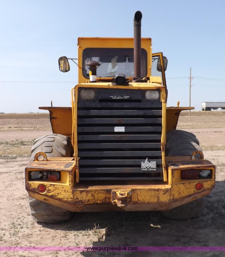 image for item I7747 Michigan L90 wheel loader