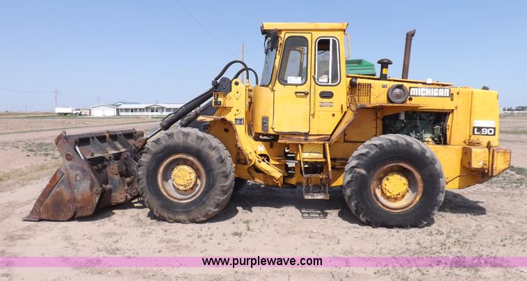 image for item I7747 Michigan L90 wheel loader