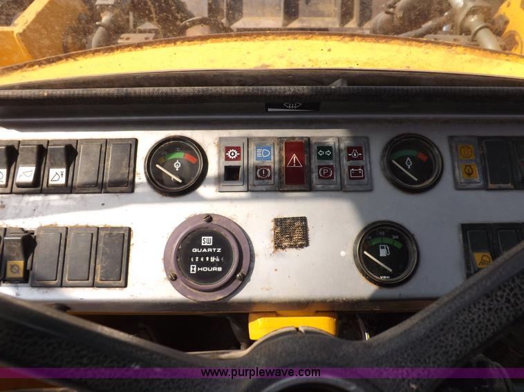 image for item I7747 Michigan L90 wheel loader