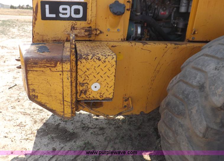 image for item I7747 Michigan L90 wheel loader