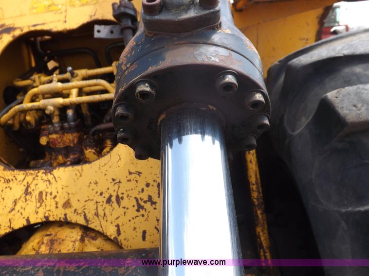 image for item I7747 Michigan L90 wheel loader