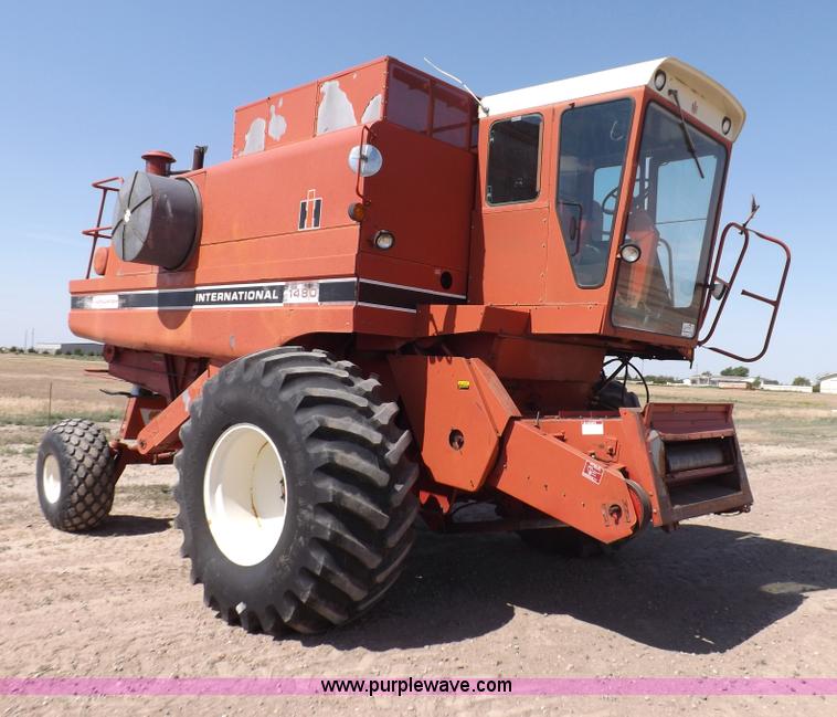 image for item I7748 1984 Case IH 1480 combine