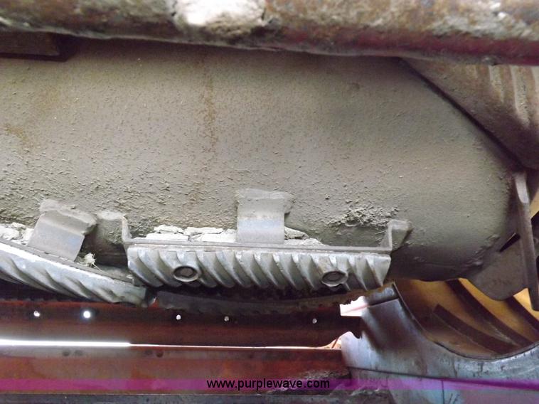 image for item I7748 1984 Case IH 1480 combine