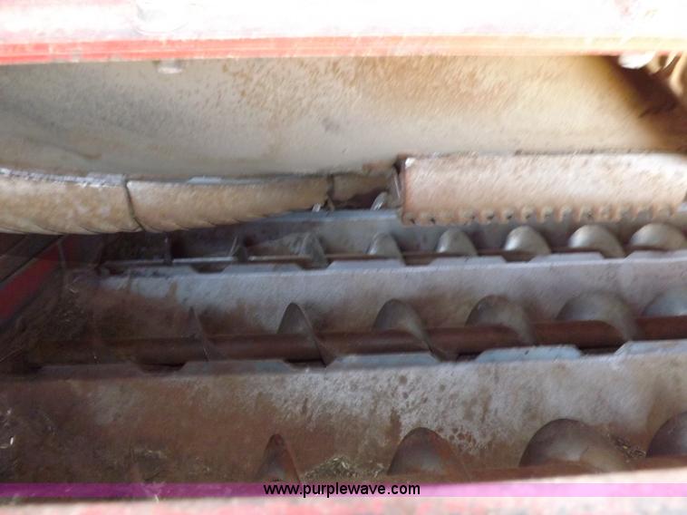 image for item I7748 1984 Case IH 1480 combine