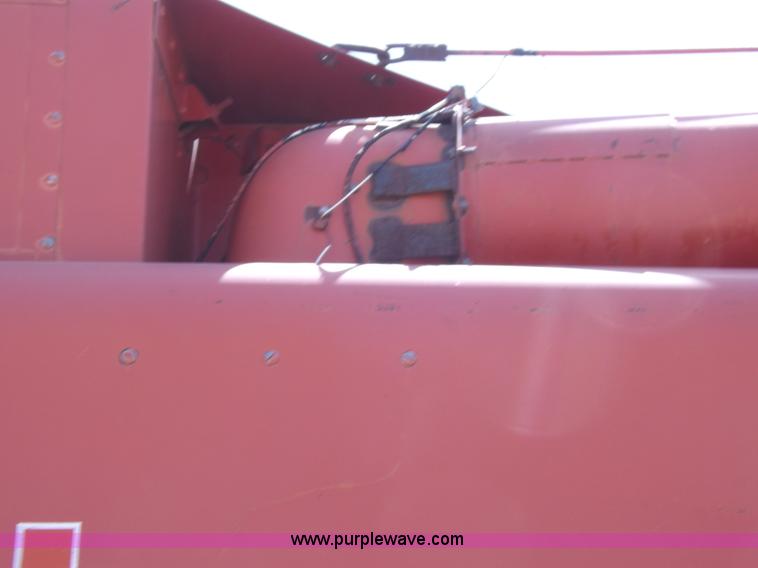 image for item I7748 1984 Case IH 1480 combine