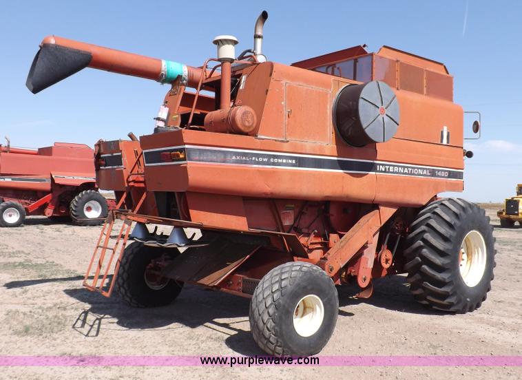 image for item I7749 1979 Case IH 1480 combine