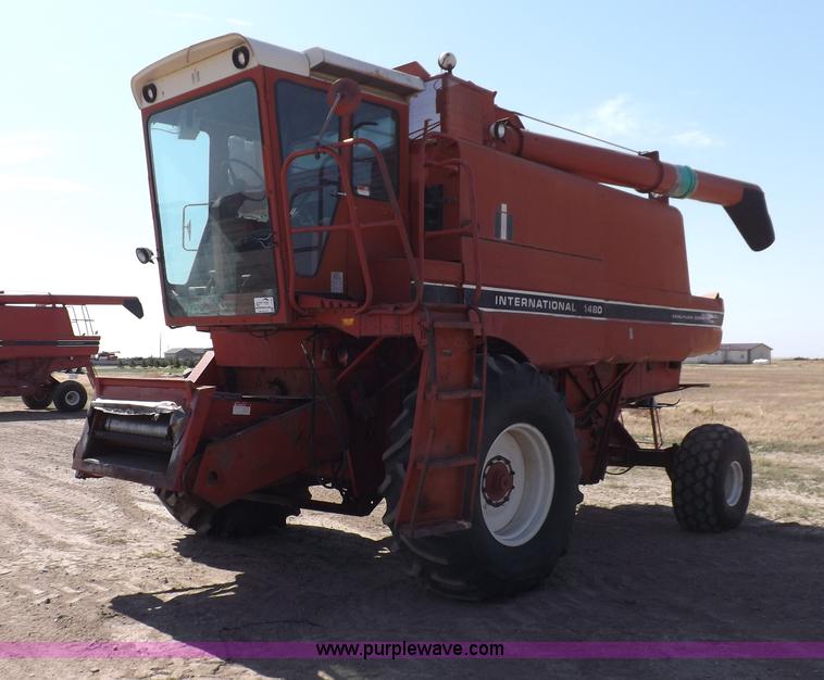 image for item I7749 1979 Case IH 1480 combine