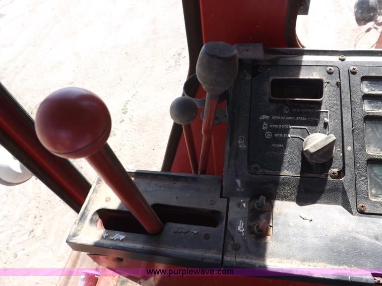 image for item I7749 1979 Case IH 1480 combine