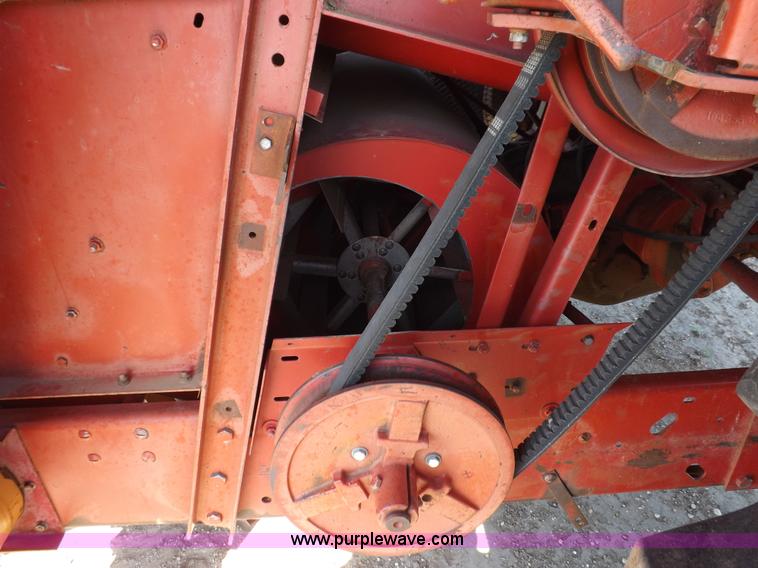 image for item I7749 1979 Case IH 1480 combine