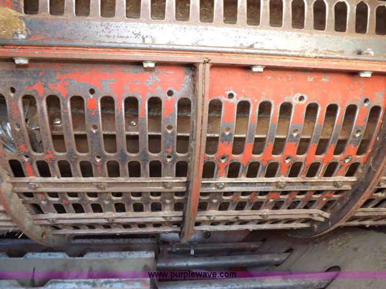 image for item I7749 1979 Case IH 1480 combine