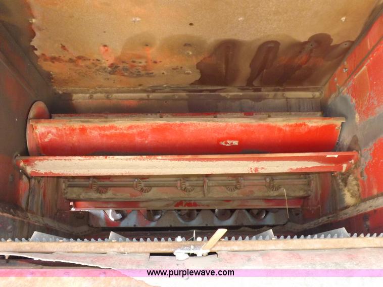 image for item I7749 1979 Case IH 1480 combine