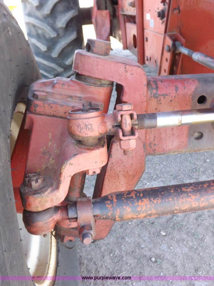 image for item I7749 1979 Case IH 1480 combine