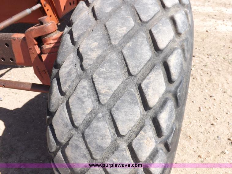 image for item I7749 1979 Case IH 1480 combine