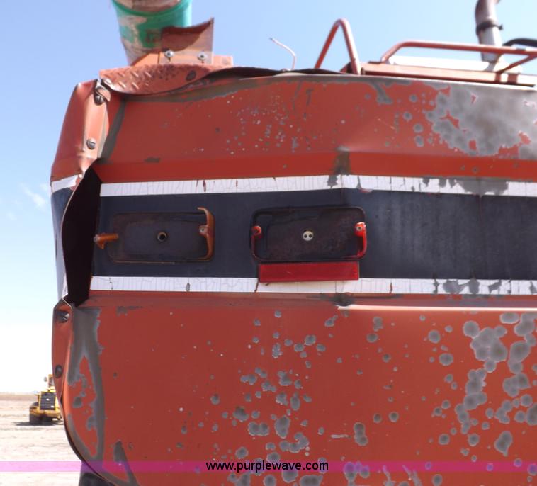 image for item I7749 1979 Case IH 1480 combine