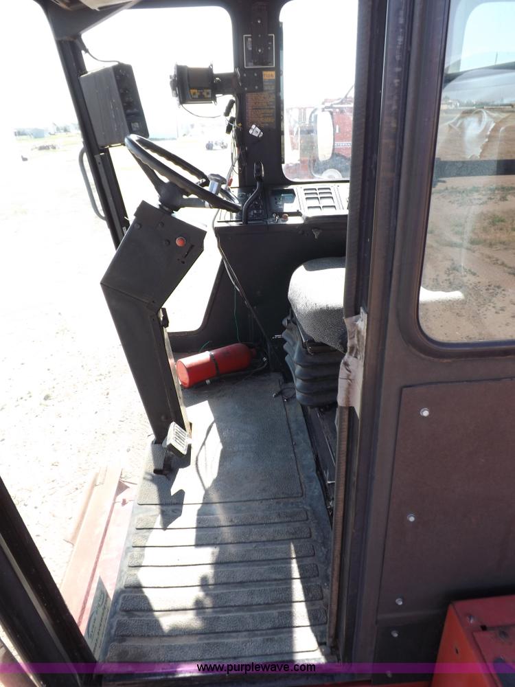 image for item I7750 1992 Case IH 1680 Axial-Flow 222BC combine