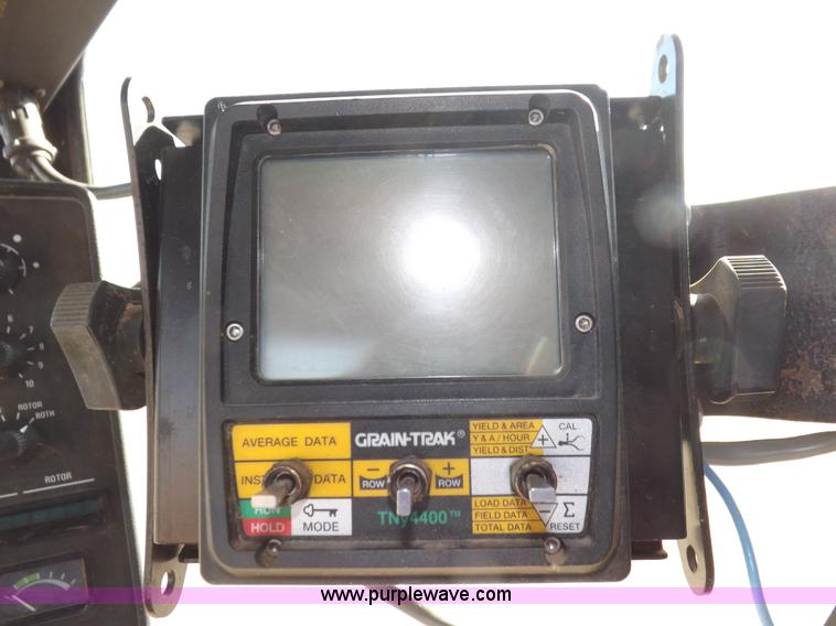 image for item I7750 1992 Case IH 1680 Axial-Flow 222BC combine