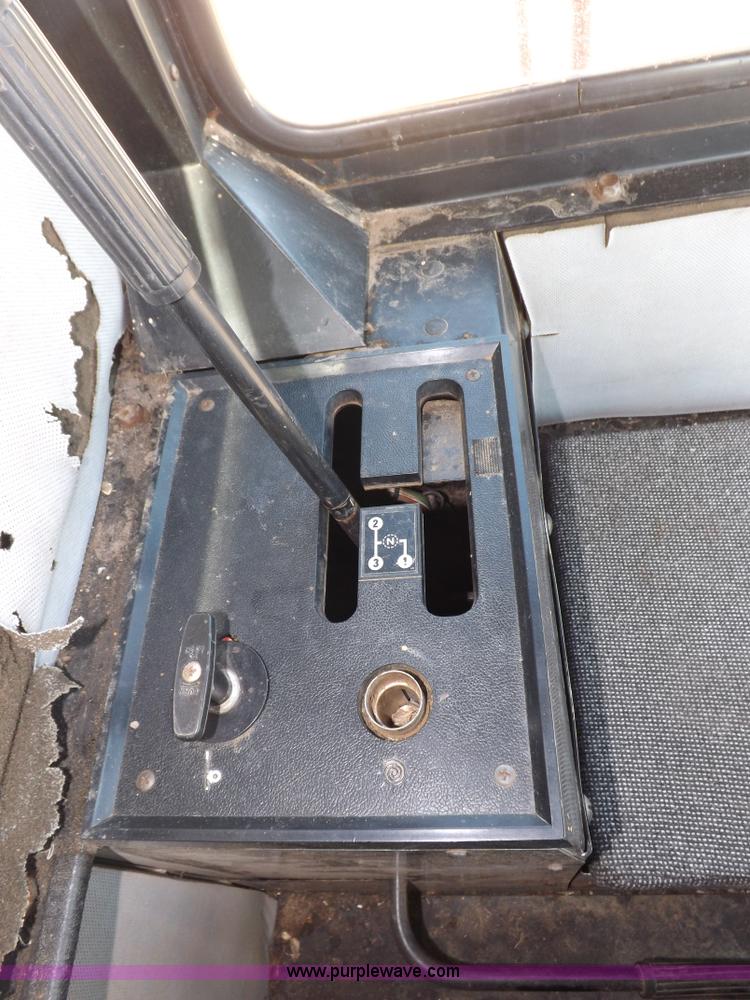 image for item I7750 1992 Case IH 1680 Axial-Flow 222BC combine