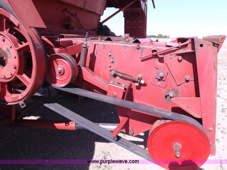 image for item I7750 1992 Case IH 1680 Axial-Flow 222BC combine