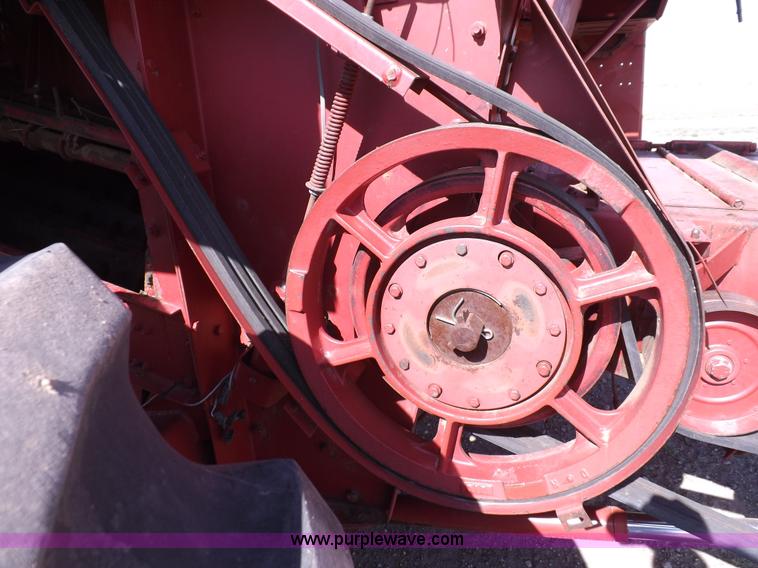 image for item I7750 1992 Case IH 1680 Axial-Flow 222BC combine