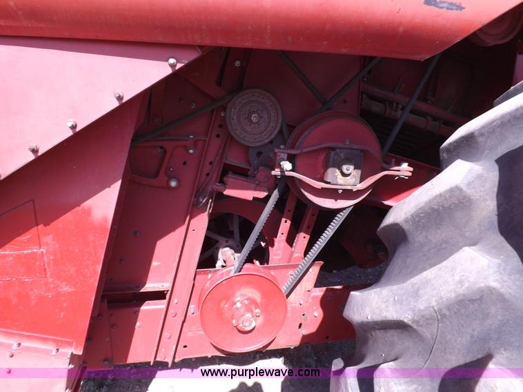 image for item I7750 1992 Case IH 1680 Axial-Flow 222BC combine