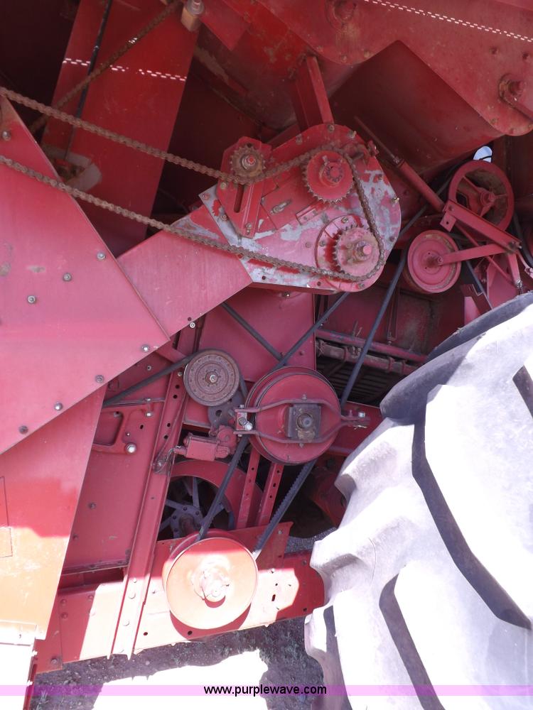 image for item I7750 1992 Case IH 1680 Axial-Flow 222BC combine