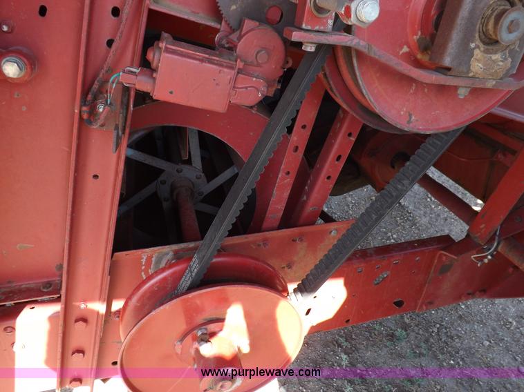 image for item I7750 1992 Case IH 1680 Axial-Flow 222BC combine