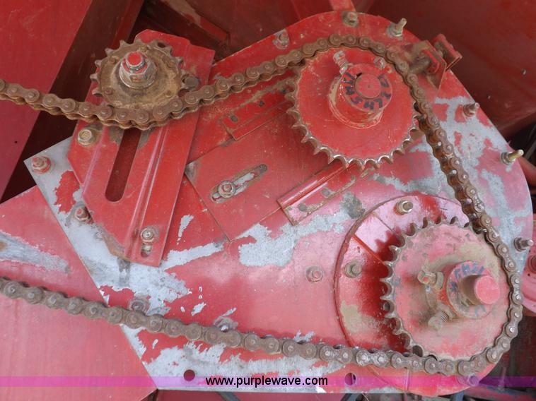 image for item I7750 1992 Case IH 1680 Axial-Flow 222BC combine