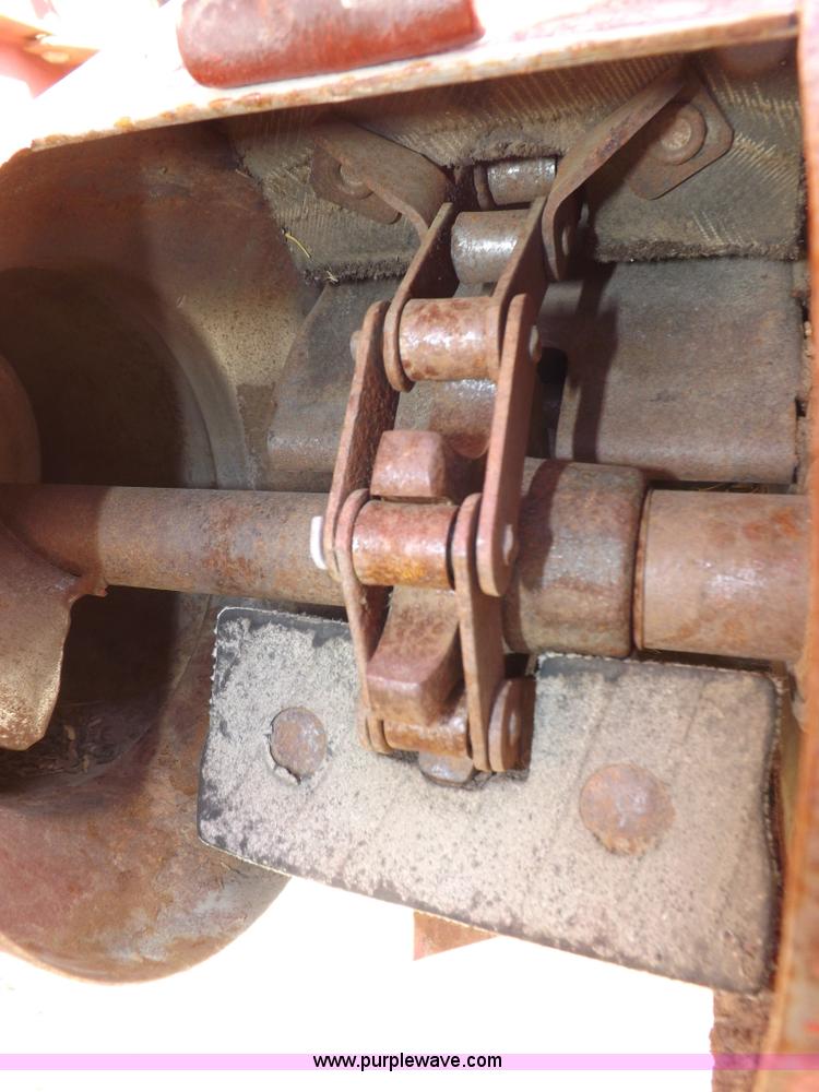 image for item I7750 1992 Case IH 1680 Axial-Flow 222BC combine